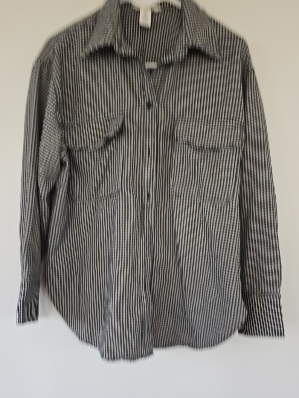 H&M Black and White Houndstooth Button-Down Shirt